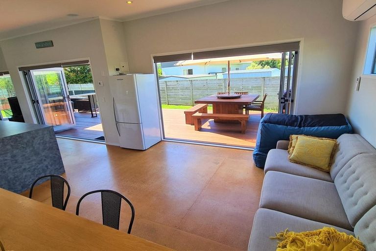 Photo of property in 106 Nikau Close, Matarangi, Whitianga, 3592