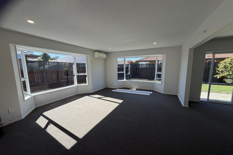 Photo of property in 3/57 Tyrone Street, Belfast, Christchurch, 8051
