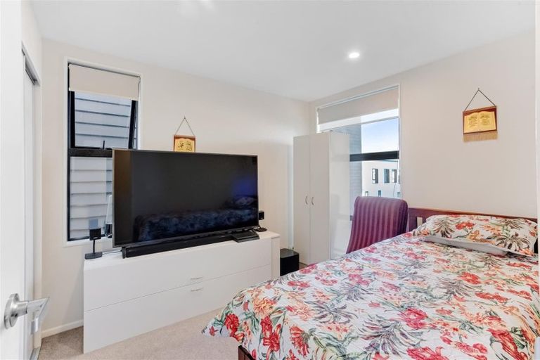 Photo of property in 83 Walters Road, Papakura, Takanini, 2110