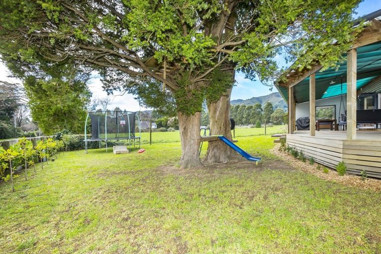 Photo of property in 82 Parkes Line Road, Maymorn, Upper Hutt, 5018