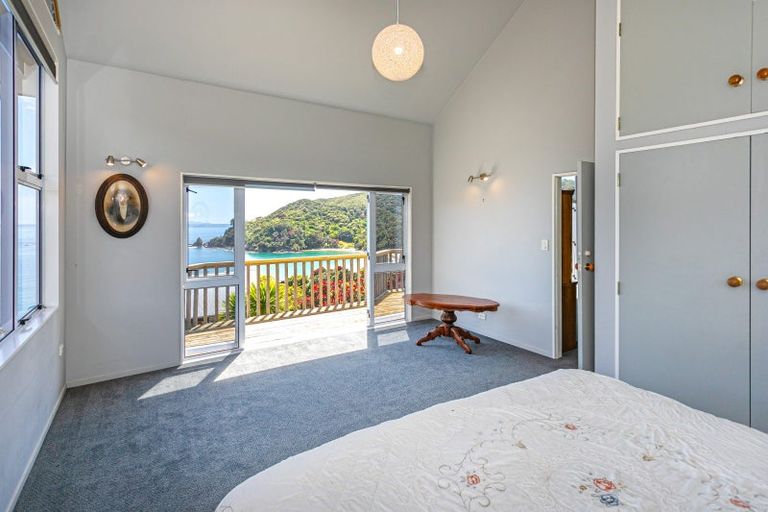 Photo of property in 24 Little Bay Drive, Waikawau, Coromandel, 3584