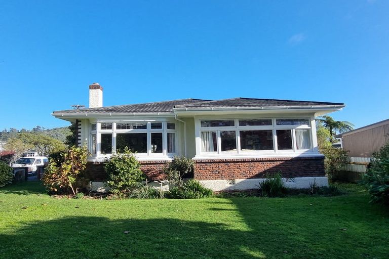 Photo of property in 2 Ida Street, Greymouth, 7805