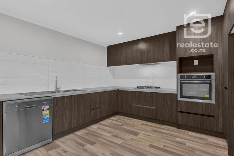 Photo of property in 17f Prictor Street, Papakura, 2110