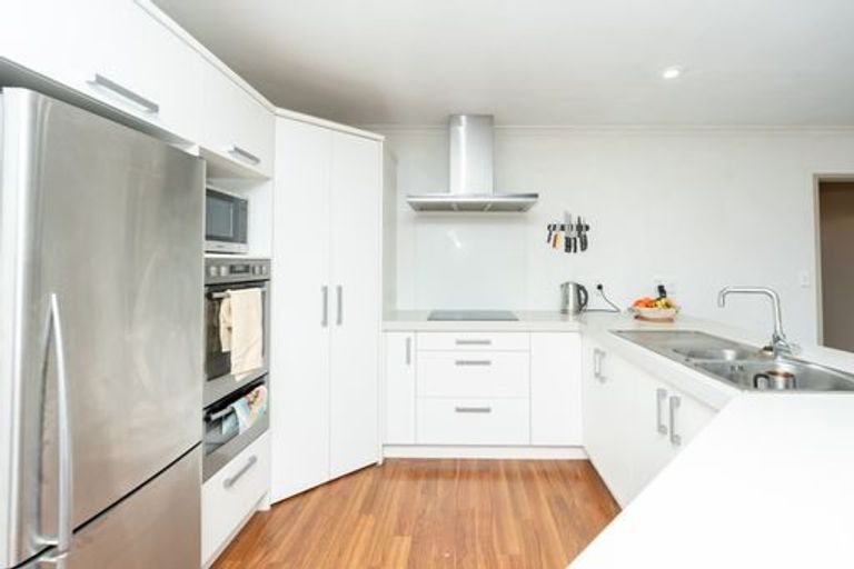 Photo of property in 18 Maccallum Court, Rototuna, Hamilton, 3210