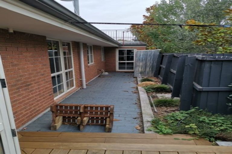 Photo of property in 2/53 Hamilton Avenue, Ilam, Christchurch, 8041