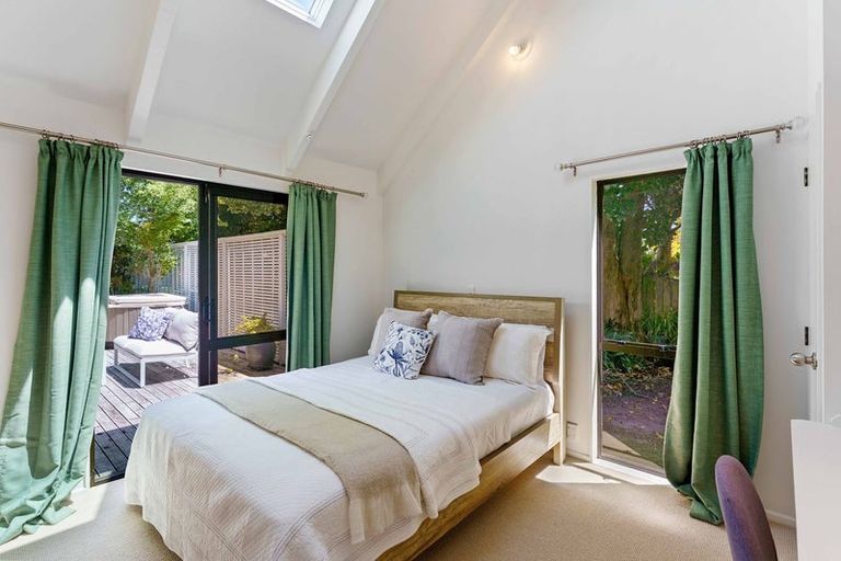 Photo of property in 34 Horopito Road, Waikanae, 5036