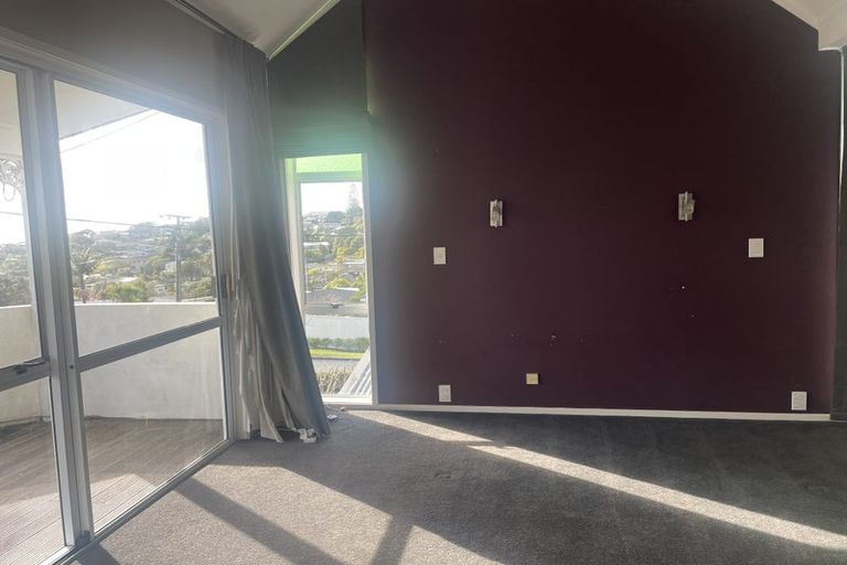 Photo of property in 1/45 Matipo Road, Mairangi Bay, Auckland, 0630