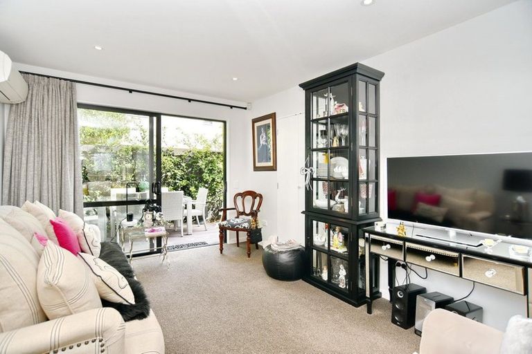 Photo of property in 7/250 Worcester Street, Christchurch Central, Christchurch, 8011