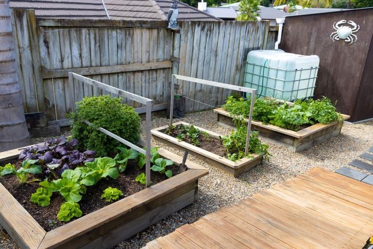 Photo of property in 21 Hawk Place, Welcome Bay, Tauranga, 3112