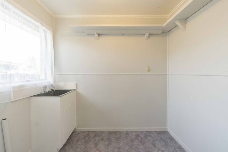 Photo of property in 21 Oakfield Crescent, Pukete, Hamilton, 3200