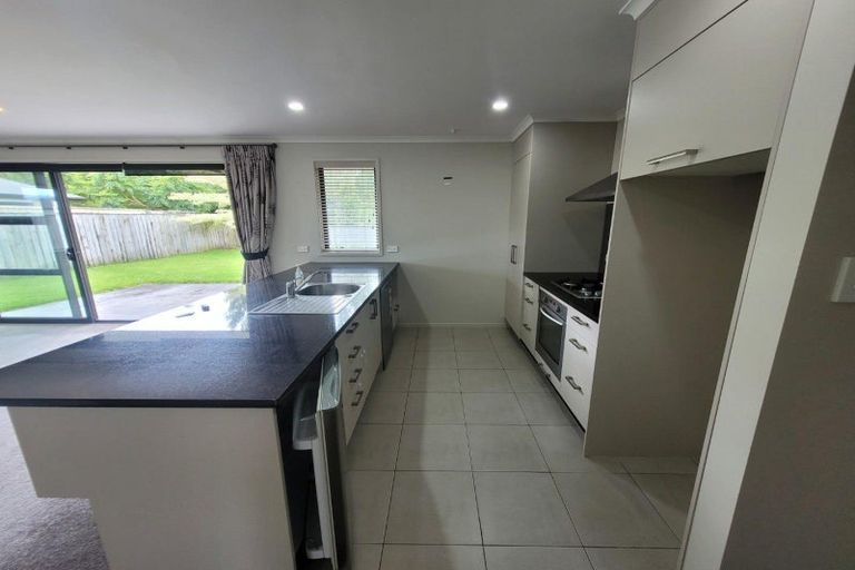 Photo of property in 40 Magnolia Drive, Westown, New Plymouth, 4310