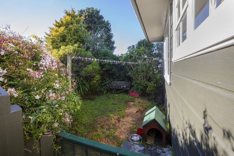 Photo of property in 38 Truro Road, Camborne, Porirua, 5026