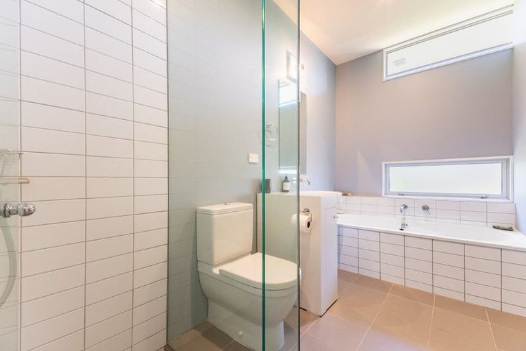 Photo of property in 4 Frances Street, Waikanae Beach, Waikanae, 5036