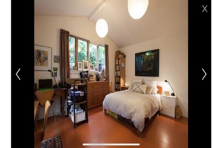Photo of property in 19 Walmer Road, Point Chevalier, Auckland, 1022