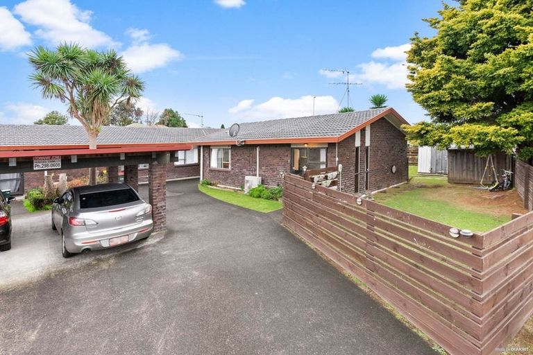 Photo of property in 1/29 Trentham Road, Papakura, 2110
