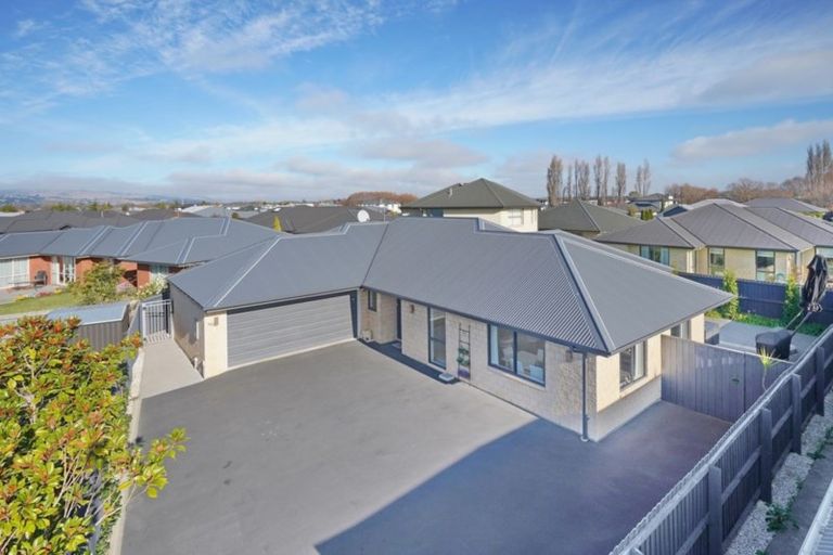 Photo of property in 40 Somerville Crescent, Aidanfield, Christchurch, 8025