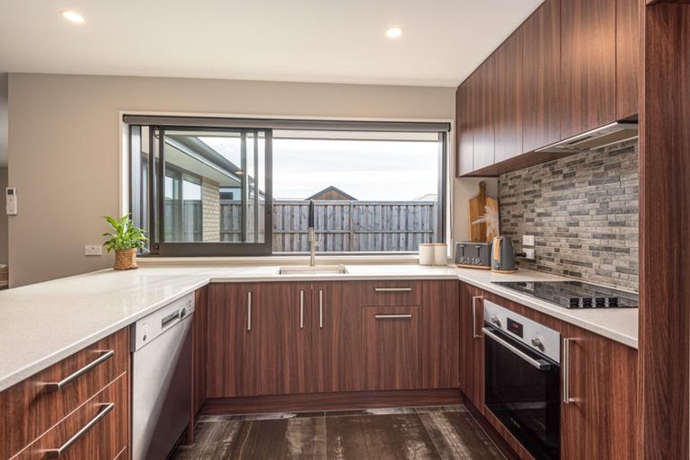 Photo of property in 10 Conailus Street, Halswell, Christchurch, 8025