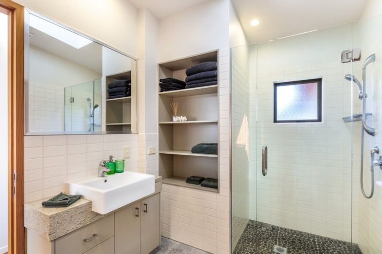 Photo of property in 8 Oregon Drive, Rainbow Point, Taupo, 3330