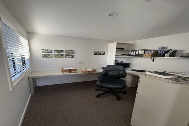 Photo of property in 9 Margaret Avenue, Havelock North, 4130