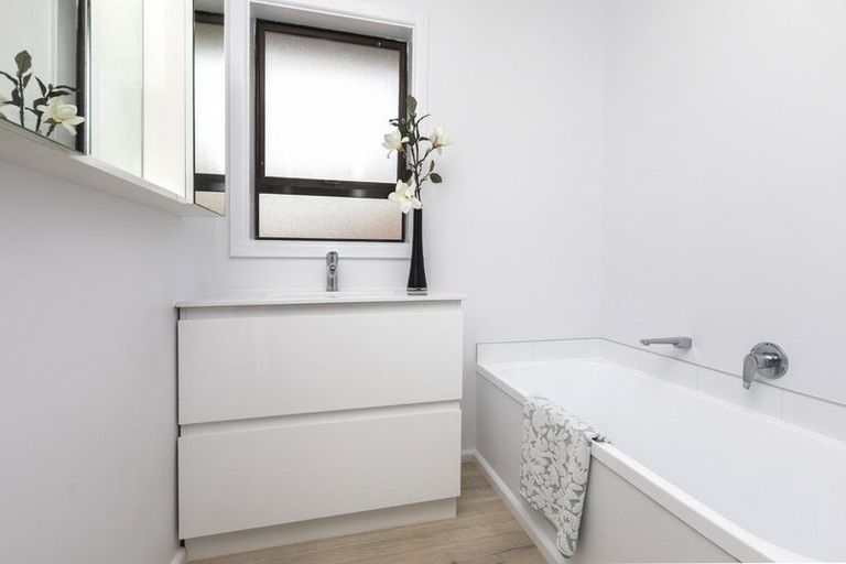 Photo of property in 25 Farrington Avenue, Bishopdale, Christchurch, 8053