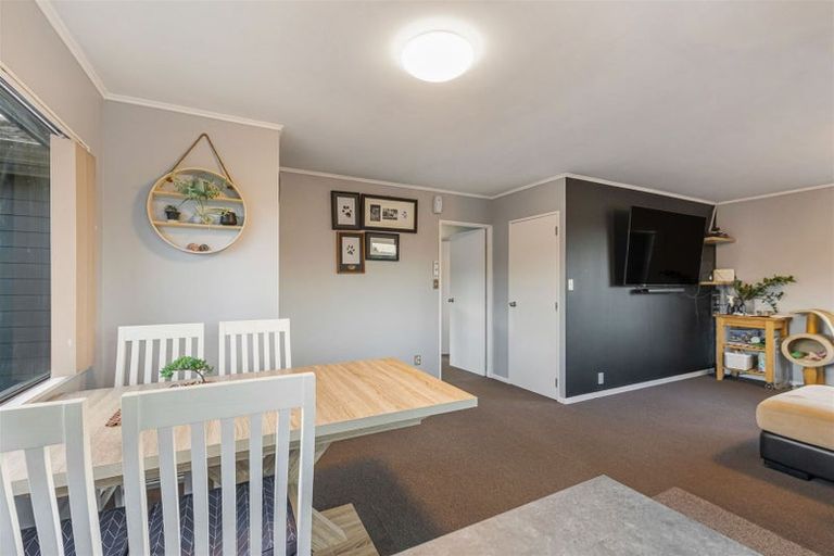 Photo of property in 38 Garton Drive, Massey, Auckland, 0614