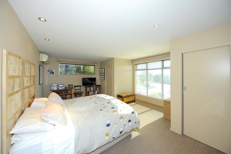 Photo of property in 30 Overdale Drive, Cashmere, Christchurch, 8022