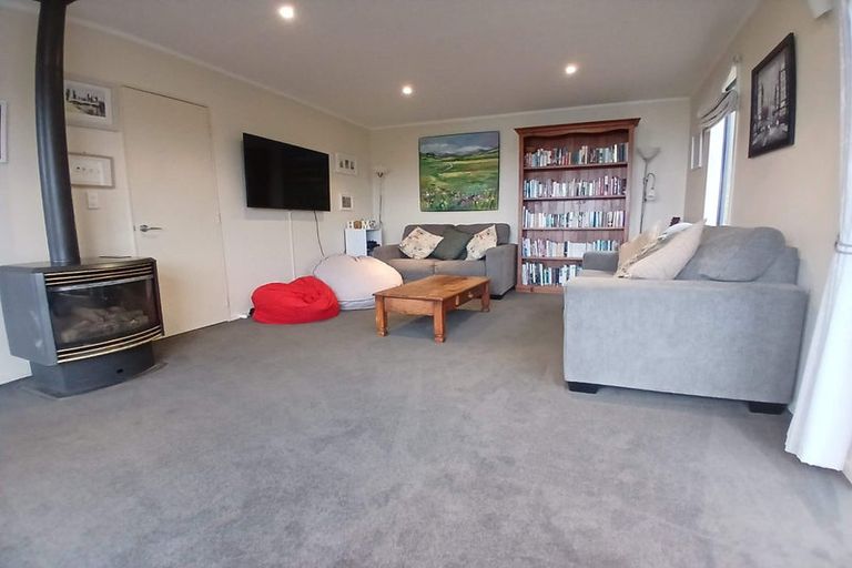 Photo of property in 11 Carmichael Street, Johnsonville, Wellington, 6037
