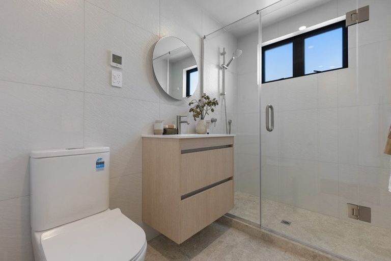 Photo of property in 4/6a View Road, Papakura, 2110