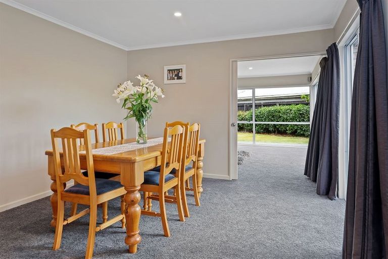 Photo of property in 9 Argo Place, Casebrook, Christchurch, 8051