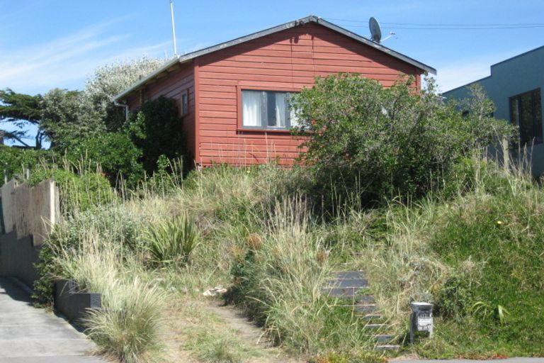 Photo of property in 380 Marine Parade, South New Brighton, Christchurch, 8062