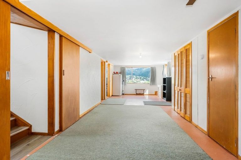 Photo of property in 11 Mountain Road, Morningside, Whangarei, 0110