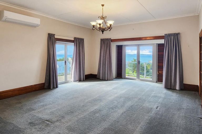 Photo of property in 16 Lighthouse Road, Bluff Hill, Napier, 4110