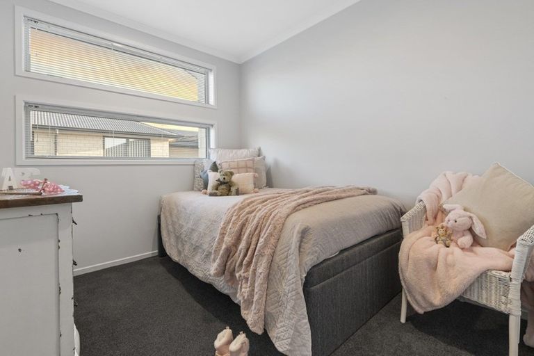 Photo of property in 11 Capstan Close, Pyes Pa, Tauranga, 3112