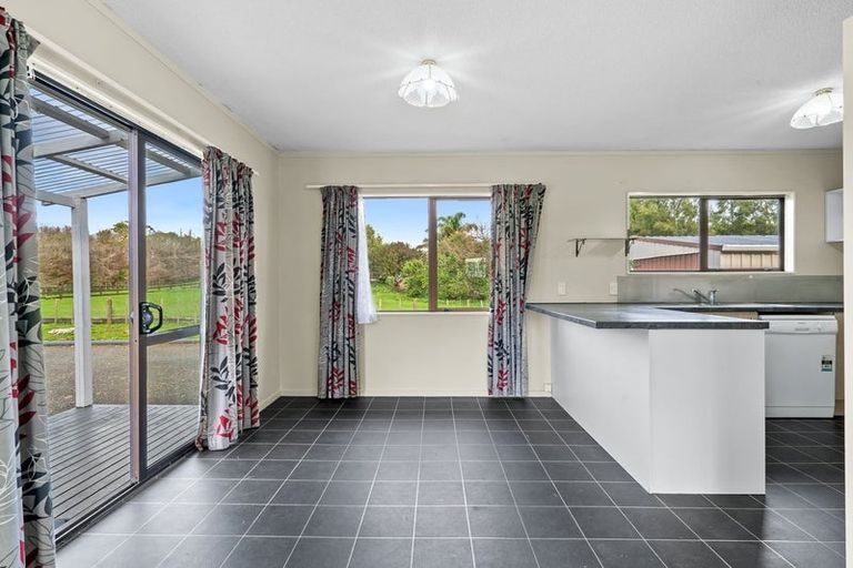 Photo of property in 49 Kath Henry Lane, Drury, 2113