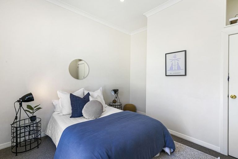 Photo of property in 244 Ohiro Road, Brooklyn, Wellington, 6021