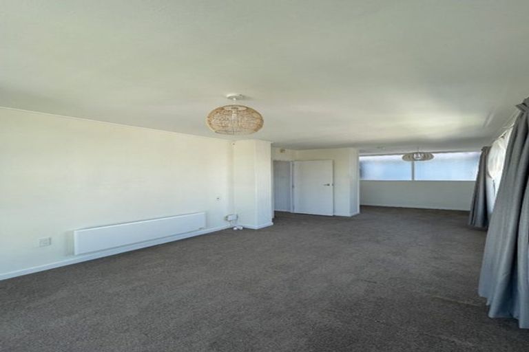 Photo of property in Embassy Court, 72 Brougham Street, Mount Victoria, Wellington, 6011