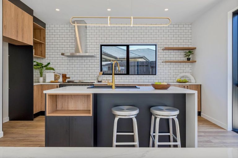 Photo of property in 26 Sari Place, Massey, Auckland, 0614