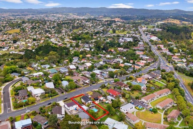 Photo of property in 20 Royal Road, Massey, Auckland, 0614