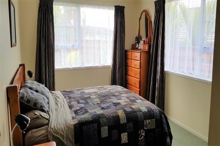 Photo of property in 22 Oriel Avenue, Tawa, Wellington, 5028