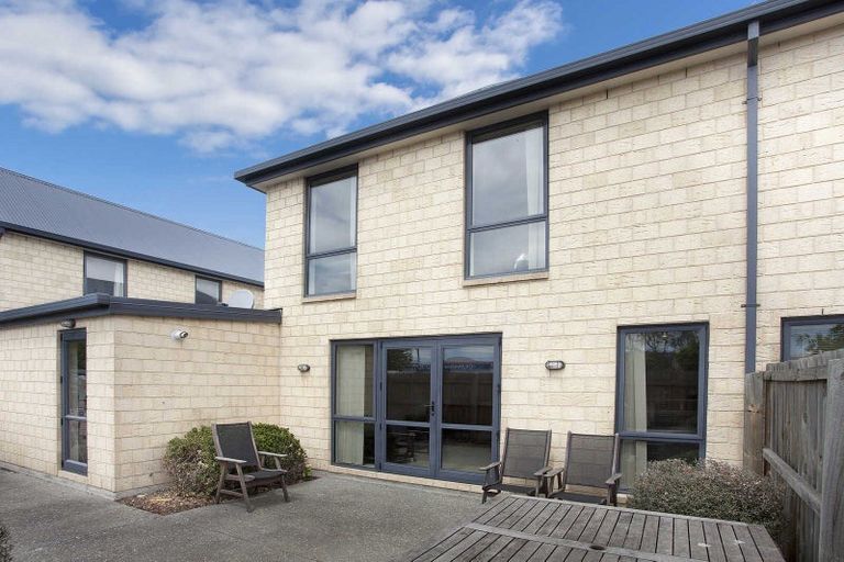 Photo of property in 1022c Colombo Street, St Albans, Christchurch, 8014