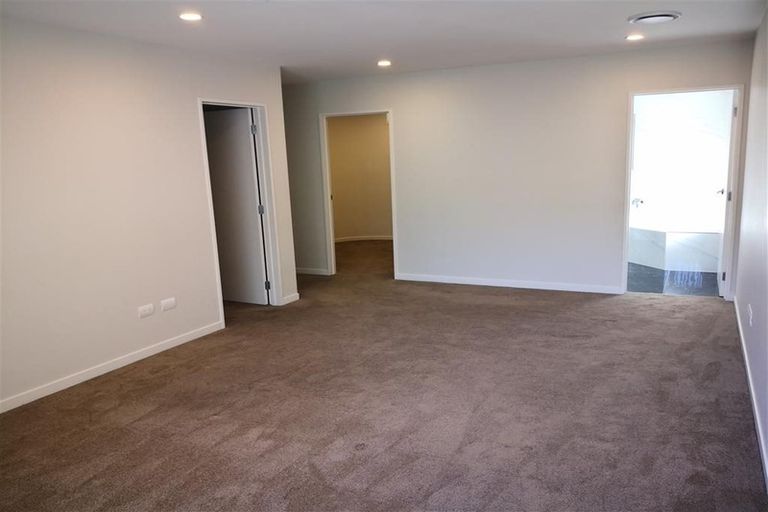 Photo of property in 58 Golden Morning Drive, Albany Heights, Auckland, 0632