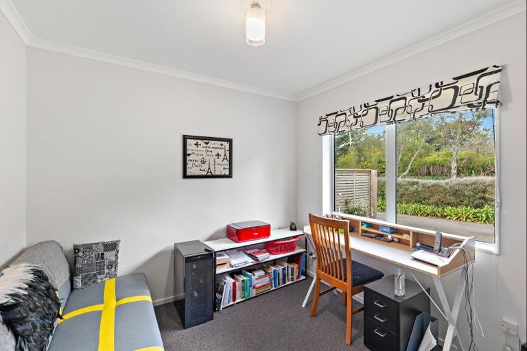 Photo of property in 1098 Queen Street East, Levin, 5571