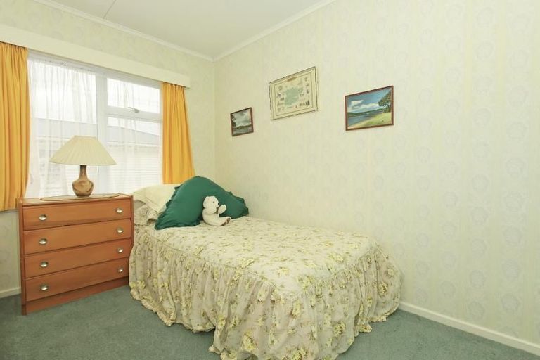 Photo of property in 49 Westminster Road, Wainuiomata, Lower Hutt, 5014