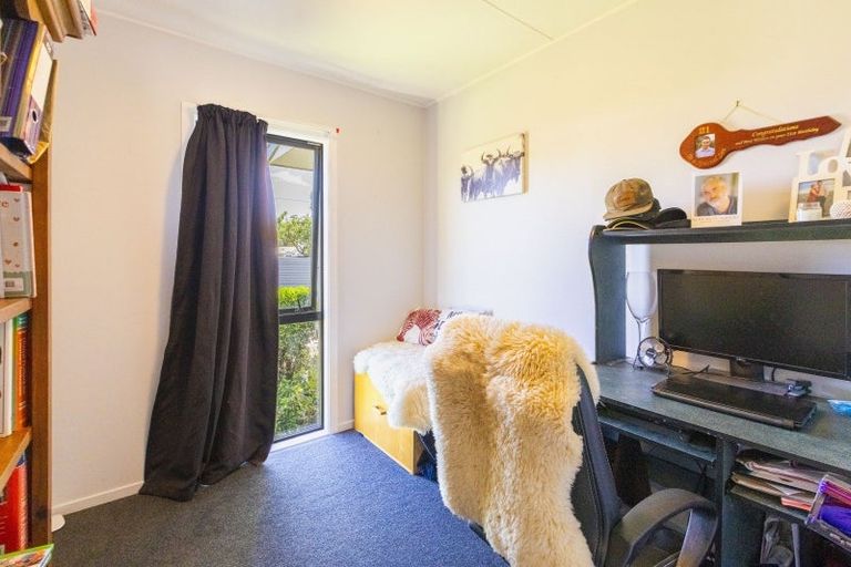 Photo of property in 40 Charles Street, Takapau, 4203