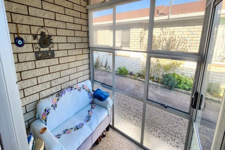 Photo of property in 67 Wallace Road, Mangere Bridge, Auckland, 2022