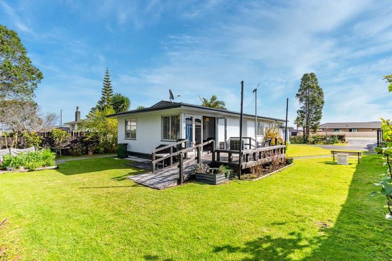 Photo of property in 170 One Tree Point Road, One Tree Point, 0118