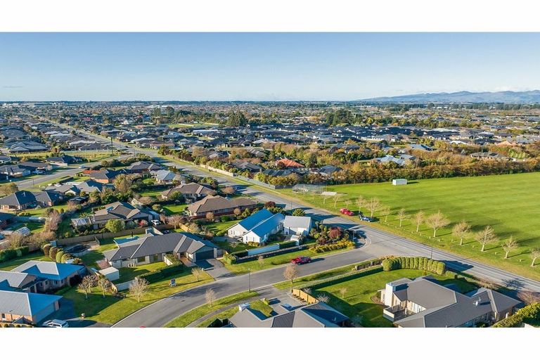 Photo of property in 4 Melville Crescent, Rolleston, 7614