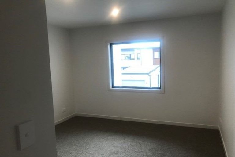 Photo of property in 34 Walter Merton Road, Hobsonville, Auckland, 0616