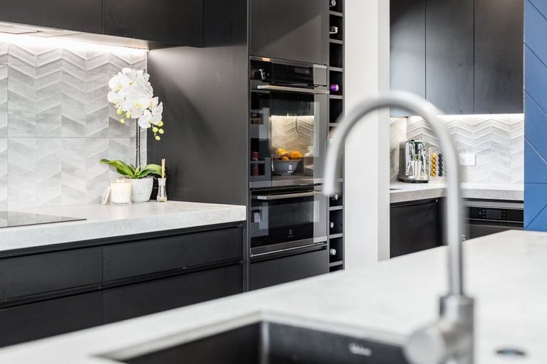 Photo of property in 4 Craigie Way, Wainuiomata, Lower Hutt, 5014