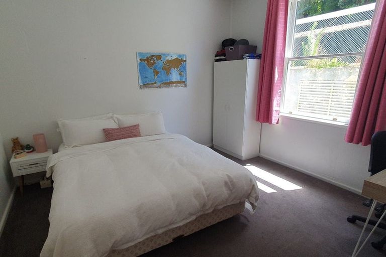 Photo of property in 11 Asquith Terrace, Brooklyn, Wellington, 6021